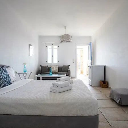 Keshi By The Pearls Collection * Mykonos Town